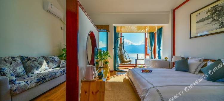 大理云集小千海景别墅图片