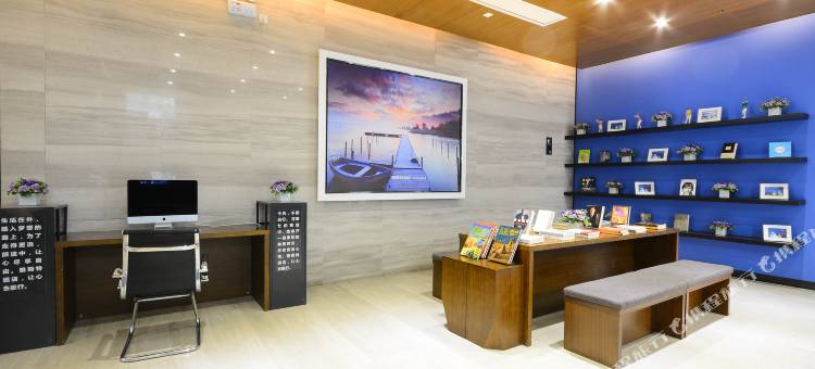 雅斯特酒店(武汉南湖理工大学佰港城店)图片