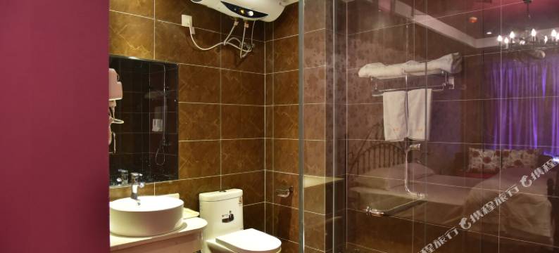 洛阳佳琦主题酒店(龙门高铁站宝龙广场店)图片