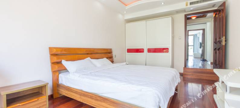 三亚龙泽游艇别墅图片