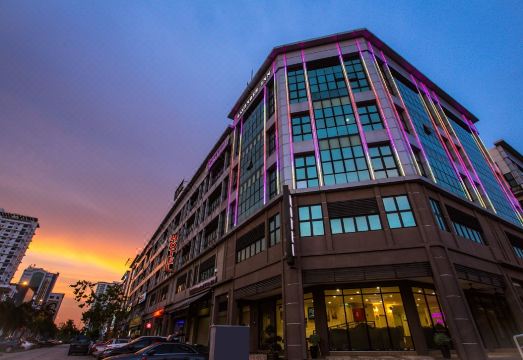 Lavender Inn USJ Hotel Overview