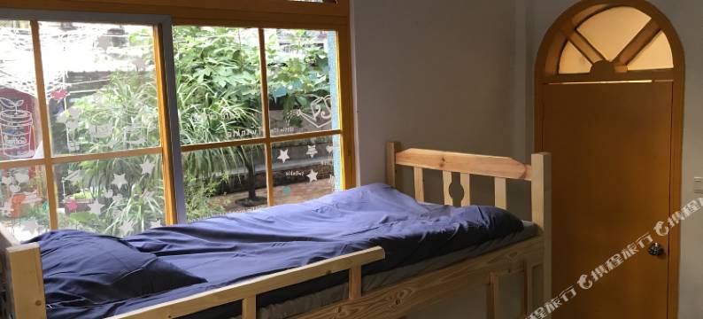 汕头厝边六号青年旅舍图片