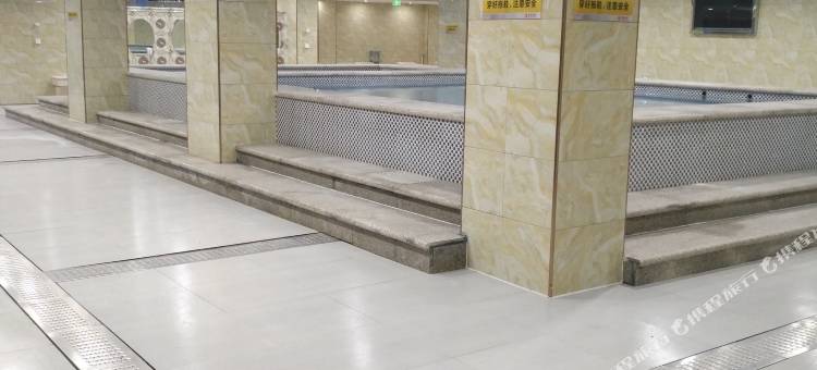 许昌金登豪源大酒店(胖东来金汇店)图片
