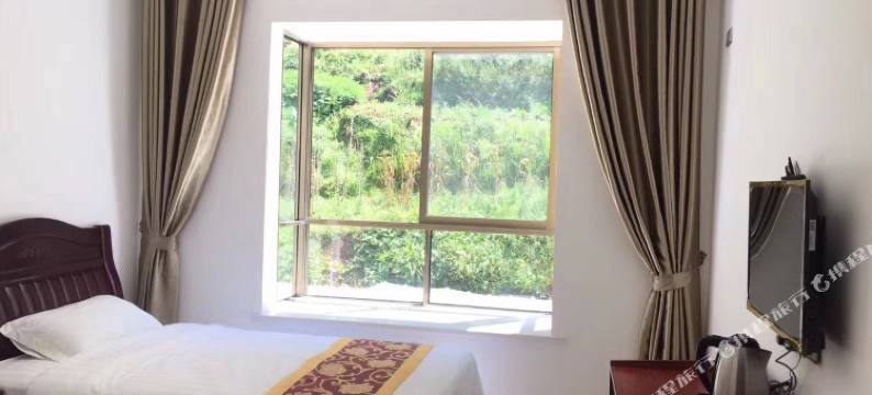 重庆畔山楼农家乐(四面山景区店)图片