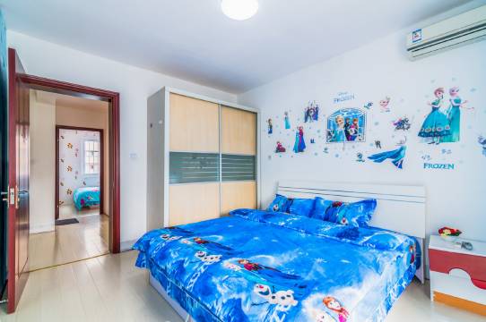 上海免费接送机场火车站野生动物园民宿(14号店)