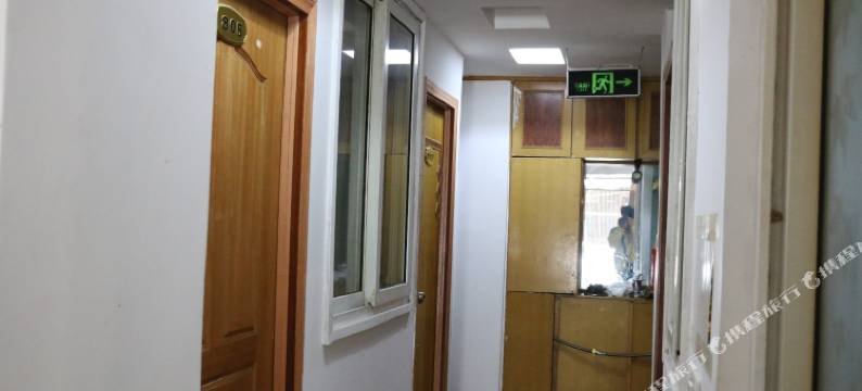 武汉家乐住宿(武汉崇仁路地铁站店)图片