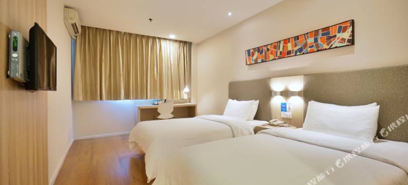 李子酒店(重庆南坪地铁站店)(原怡莱酒店南坪地铁站店)图片