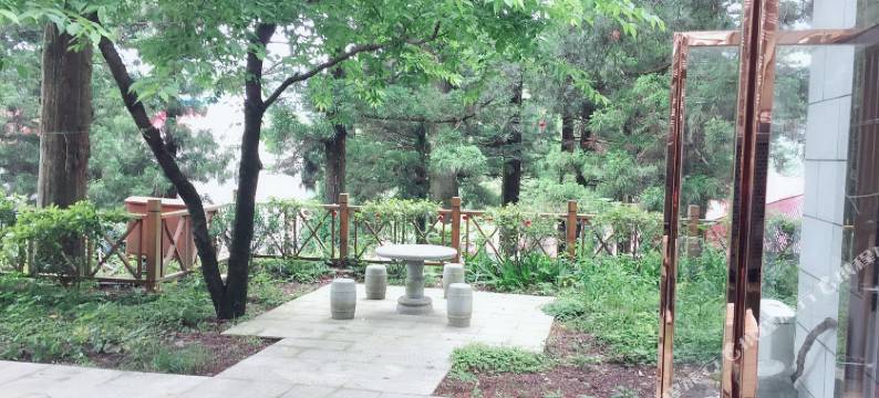 庐山牯岭故事客栈图片