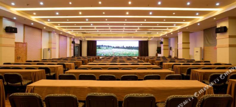 都江堰青城山庄图片