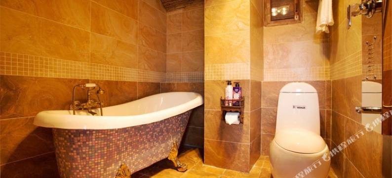 丽江月满西楼客栈图片