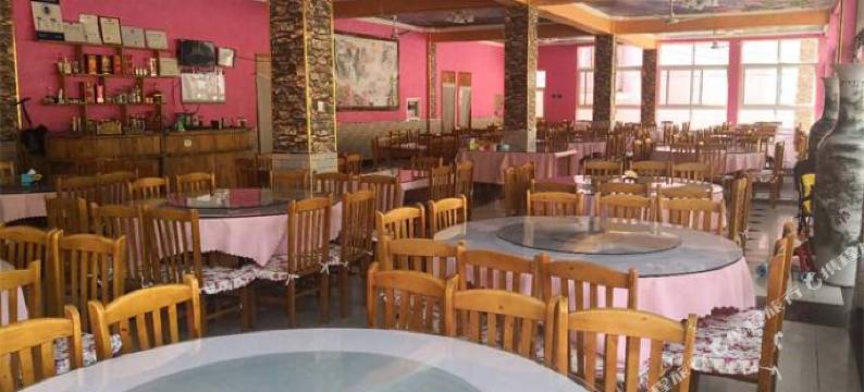 雾灵山金水屯庄园图片