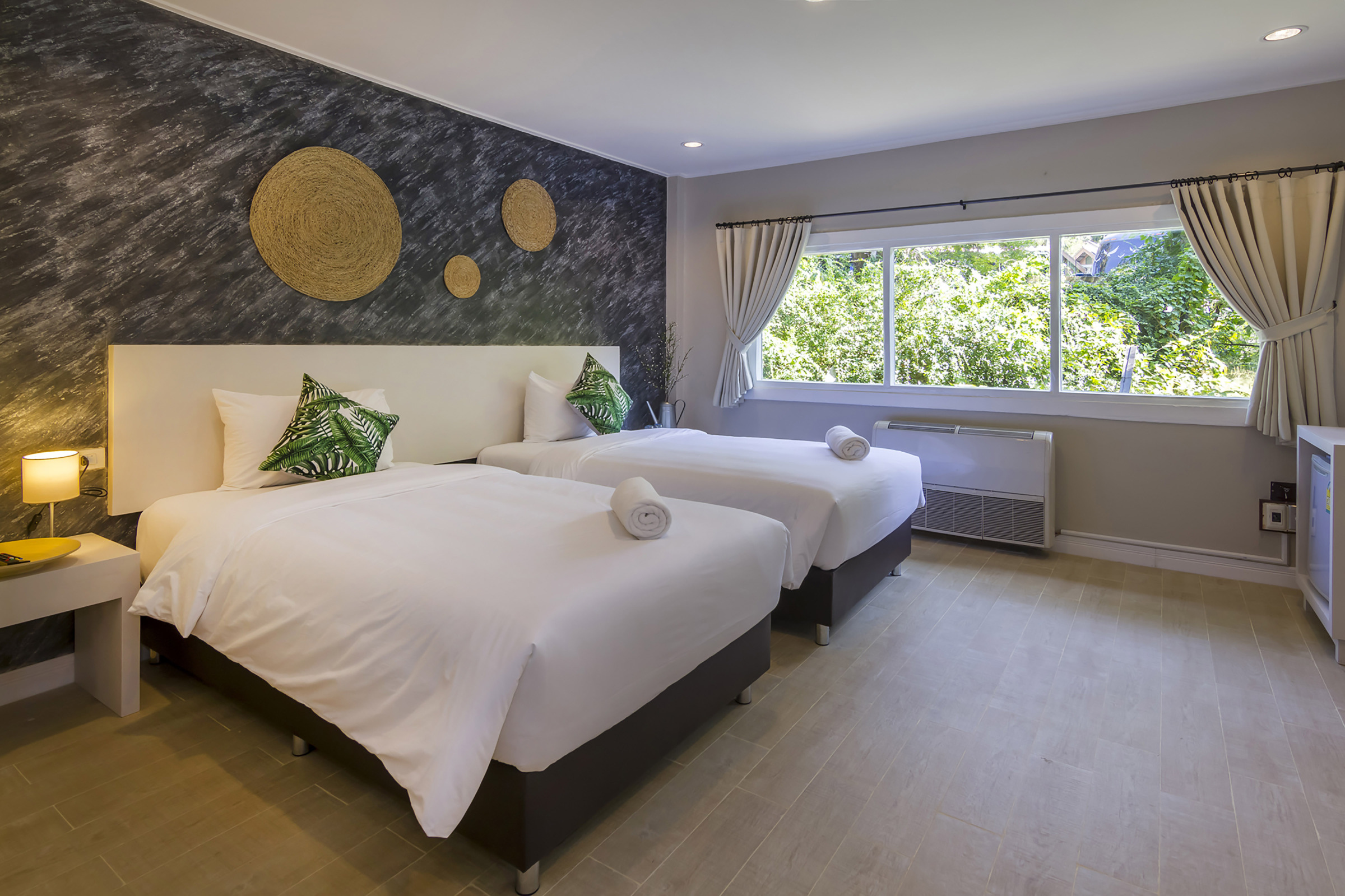 Let's Hyde Pattaya Resort & Villas - Pool Cabanas Over view