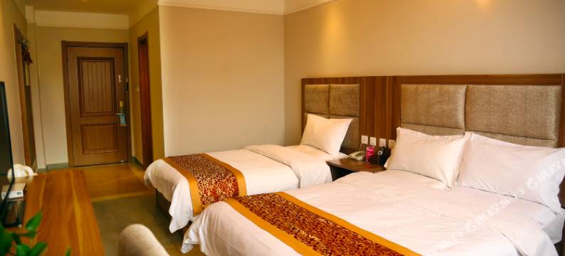 崇礼英朗酒店(庆典广场店)图片