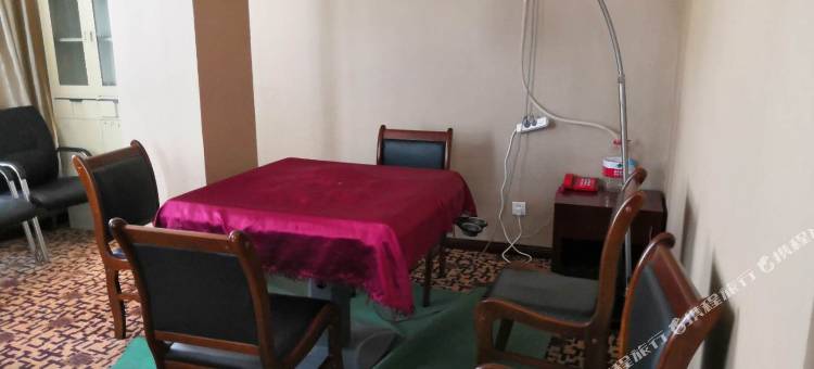 额济纳旗•俪雅｜金色胡杨林Relax星级度假酒店(额济纳旗胡杨林店)图片