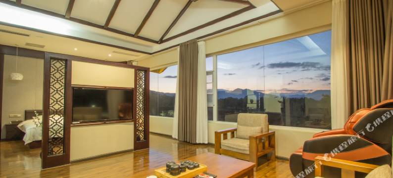 丽庭大酒店(丽江高铁站店)图片