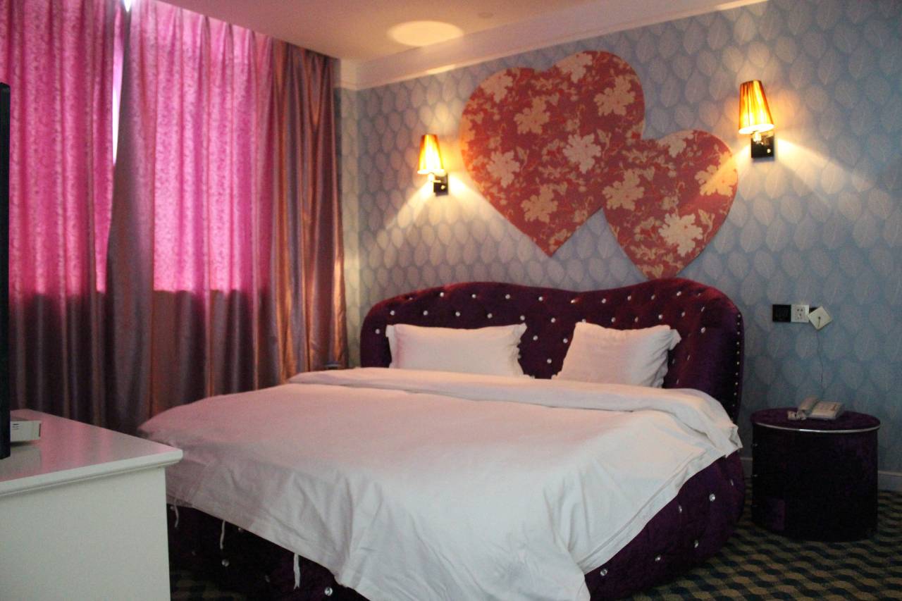 君宁宾馆(光明大街店)