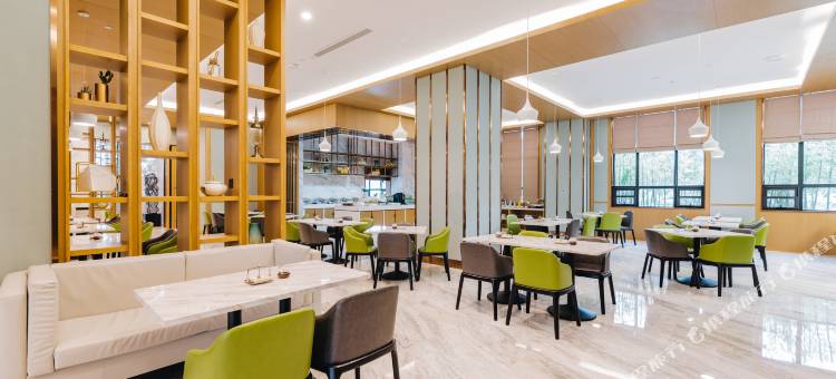 宜兴环科园西氿大道亚朵酒店图片