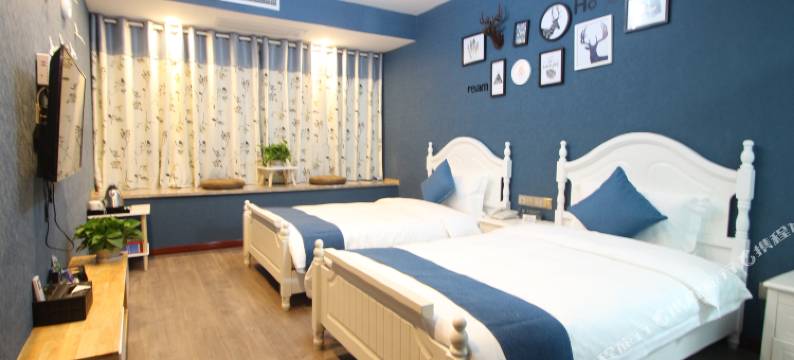 重庆蓝屿主题酒店(双福爱琴海购物中心店)图片