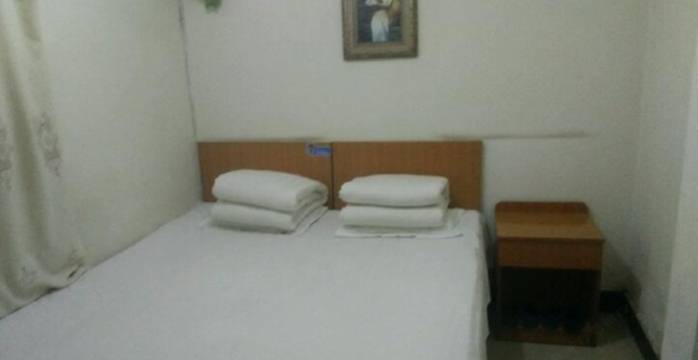 盛瑞酒店(承德火车站店)