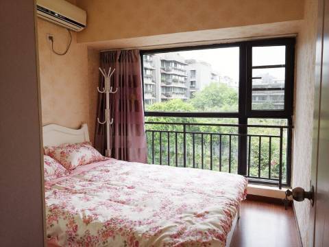 成都张辉宇公寓(4号店)