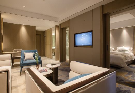 BYBROOK RESORT HOTHLHotel Overview