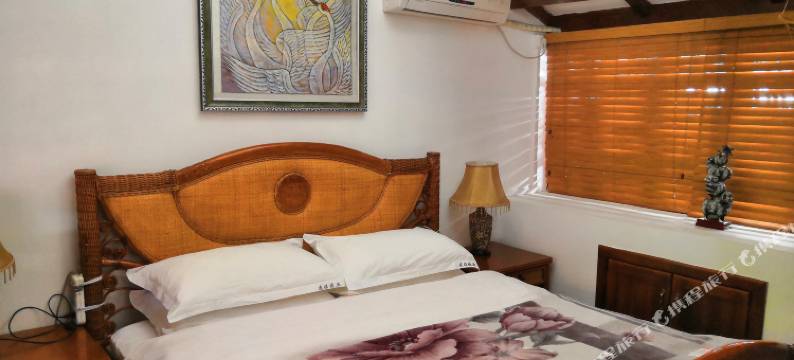 丽江花临晚照客栈图片