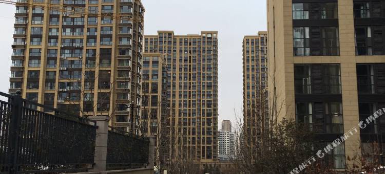 斯维登精品公寓(青岛中央商务区敦化路地铁站店)图片