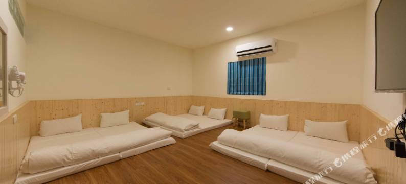 屏东橘色民宿图片