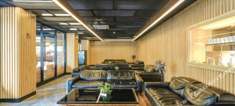 曼谷素坤逸路 12 巷格乐丽雅酒店 - 康帕斯酒店集团旗下(Galleria 12 Sukhumvit Bangkok by Compass Hospitality)图片