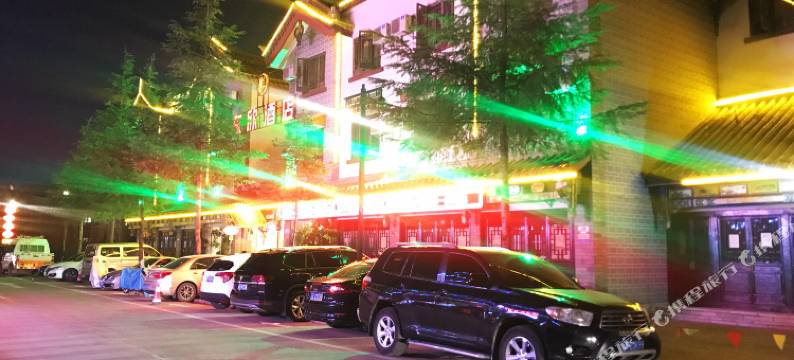 楚雄东欣酒店(彝人古镇景区店)图片