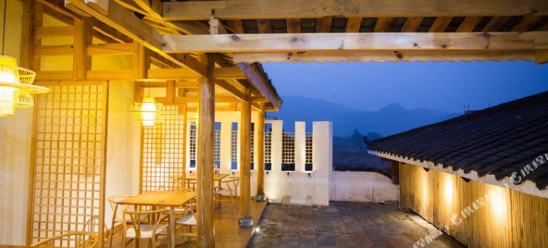 张家界无为栖居临溪别墅民宿图片