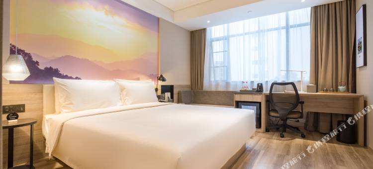 广州花都广场地铁站曙光大道亚朵酒店图片