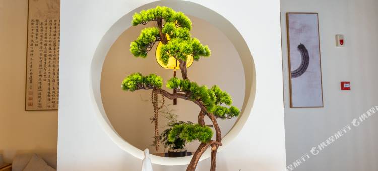 龚禧里·遇见酒店(南屏步行街金马碧鸡坊店)图片