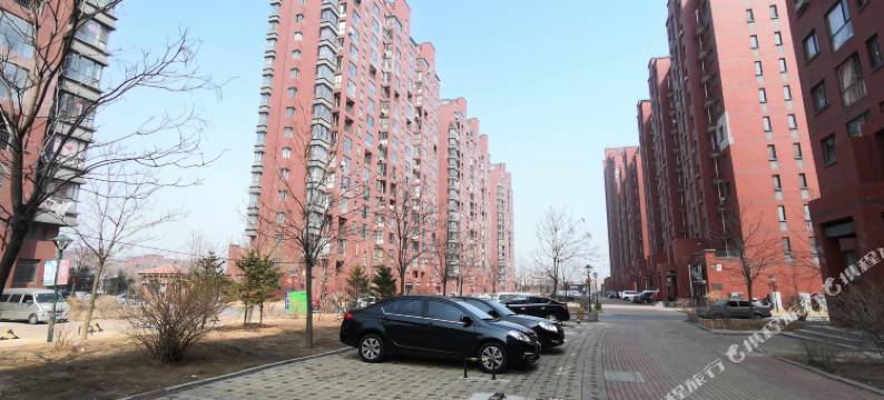 时尚快捷短租公寓(庄河西山湖畔店)图片