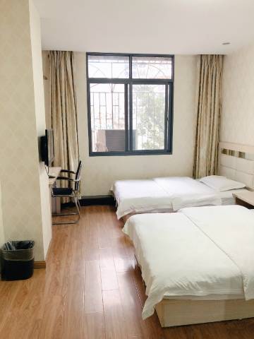 龙文宾馆(王家墩东地铁站万松园美食街店)