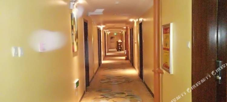 天鹅大酒店(汝州火车站店)图片