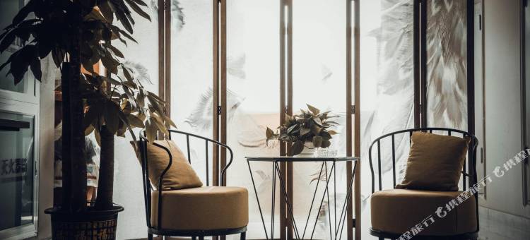 围场锦程优选假日酒店(围场客运站店)图片