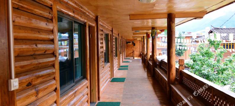 泸沽湖一品居客栈图片