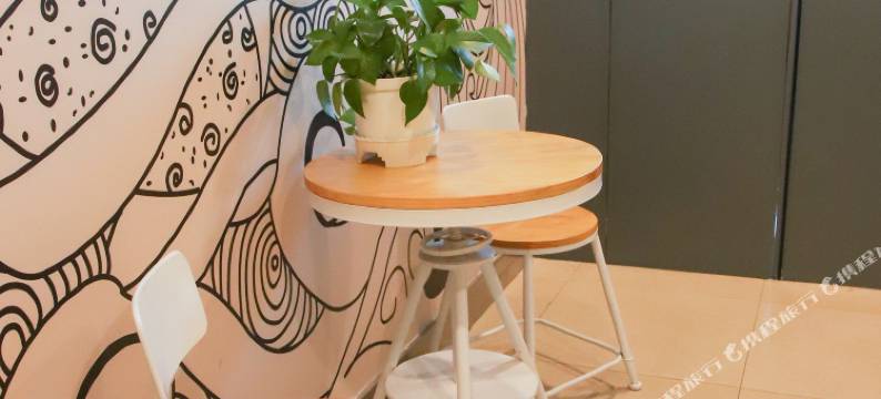 随寓度假公寓(青岛台东步行街店)图片