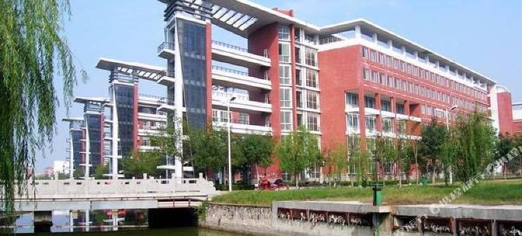 锦江之星风尚酒店(开封清明上河园新河南大学店)图片