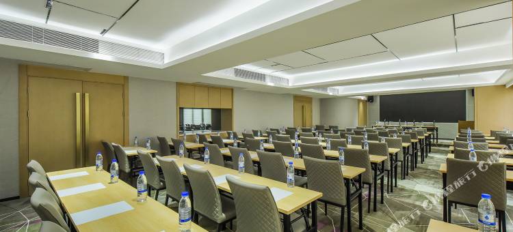 柏曼酒店(贵阳观山湖国际会议中心地铁站店)图片