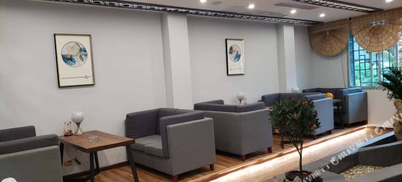 镇雄千佰度酒店图片