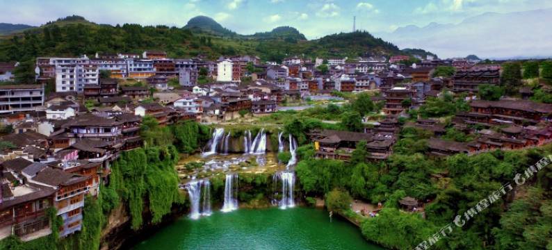 白河人家客栈(芙蓉镇大瀑布店)图片