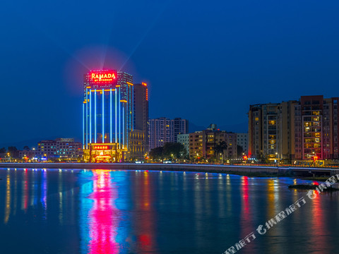 龙门华美达酒店