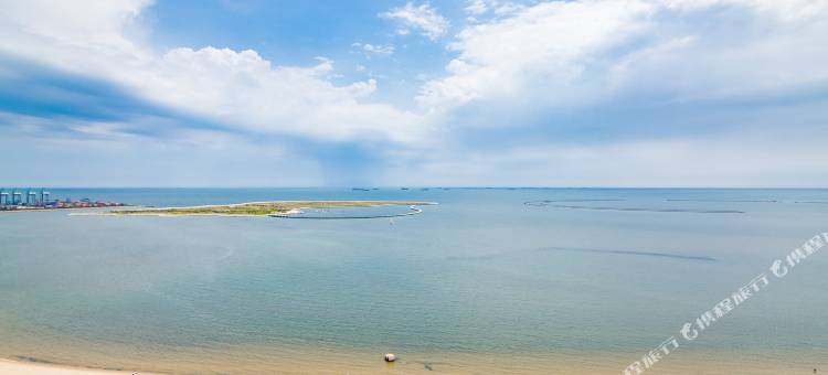 秦皇岛蜗壳loft一线海景公寓(金梦海湾海底世界店)图片