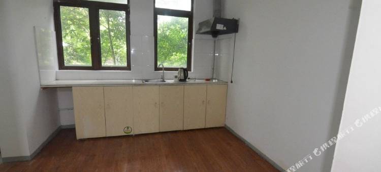 苏州花桥馨家公寓(圣心西环路17弄分店)图片