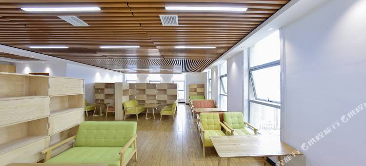 黔悦大酒店(都匀万达广场店)图片