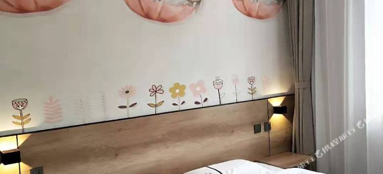 易佰良品酒店(锦州火车站店)图片