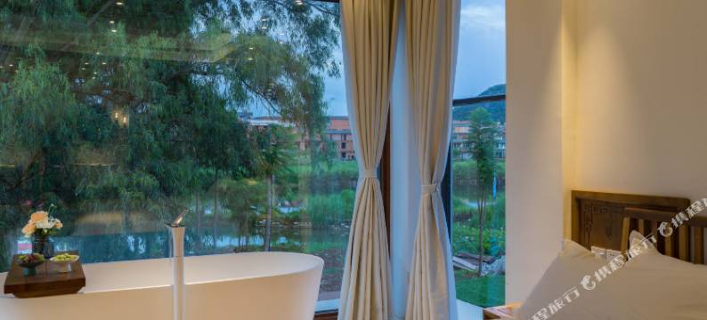 普者黑闲云湖畔民宿图片