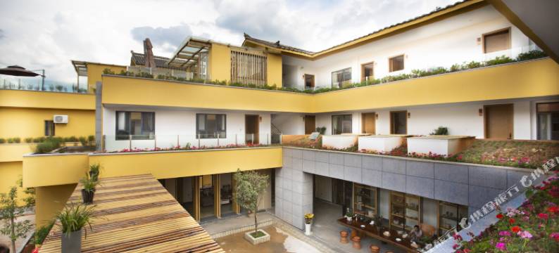 普者黑云上青丘酒店图片